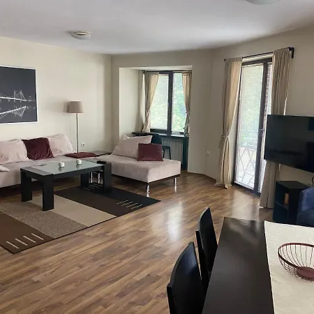 Appartement Maisonette 169 *