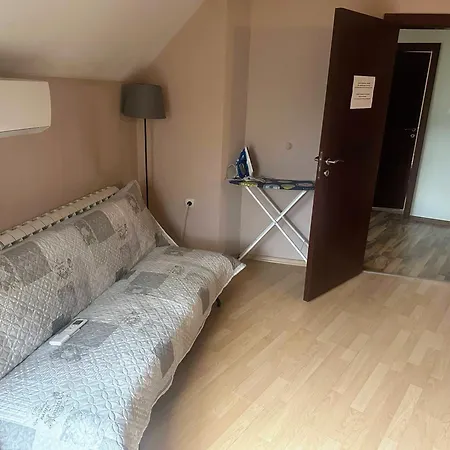 Maisonette 169