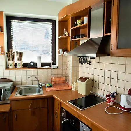 Maisonette 169 *